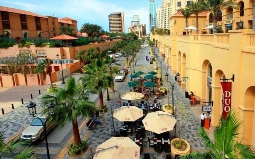 
Променад в Дубае