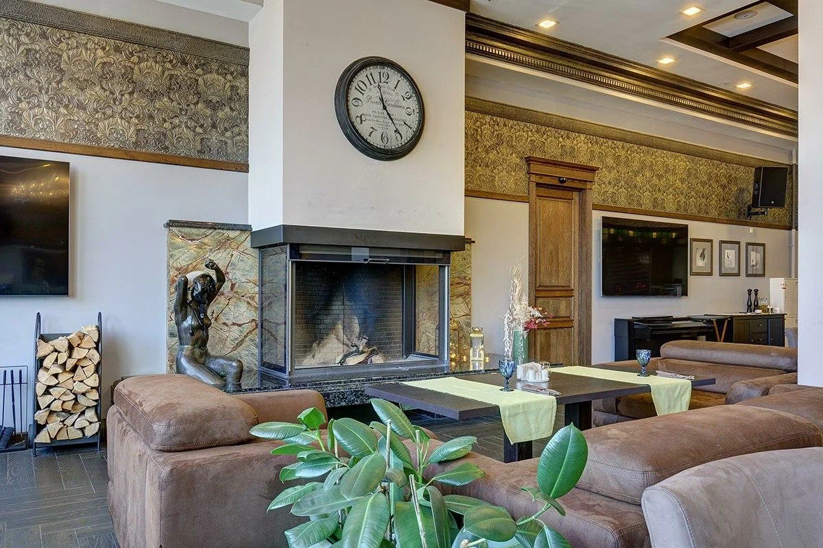 Листайте галерею