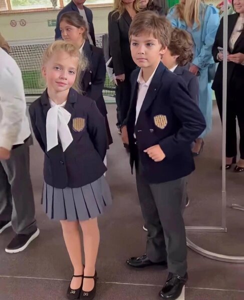    Двойняшки делали успехи в учебе