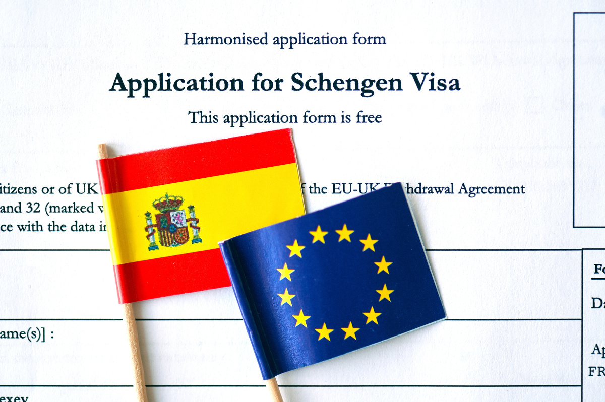 Технический сбой в Генконсульстве Испании мог быть предвестником ужесточения визовой политики, о котором ранее заявлял Евросоюз. Источник фото: shutterstock.com