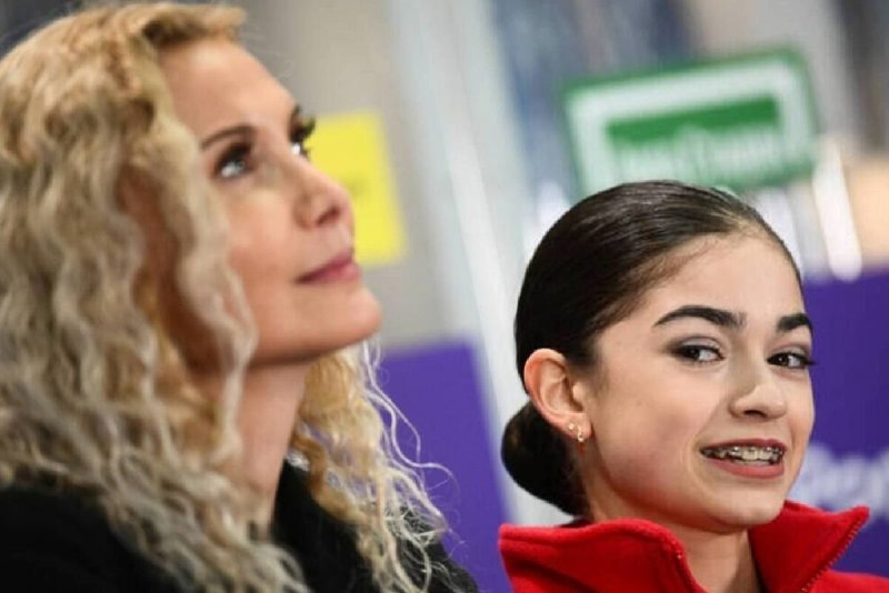     Аделия Петросян и Этери Тутберидзе. Фото: dzen.ru.