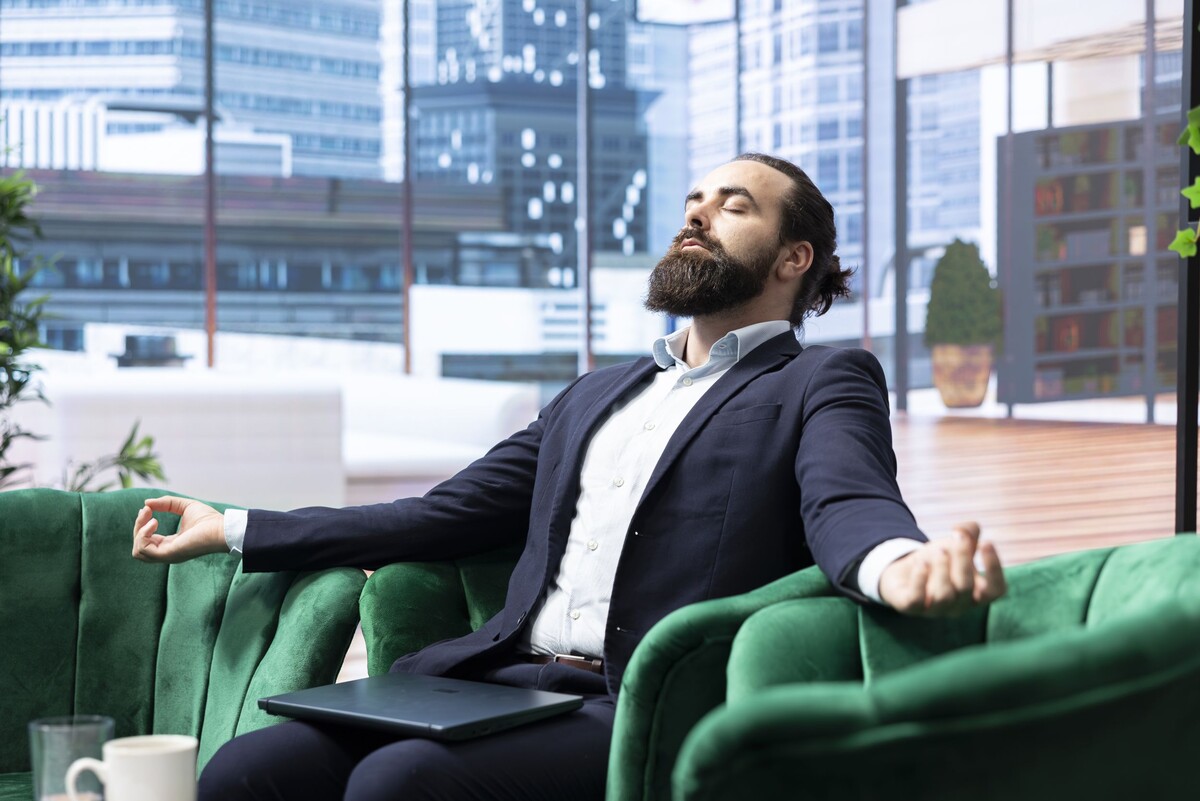    В эпоху турбулентности нужно развивать внутреннюю «гибкую силу». Фото: Freepik