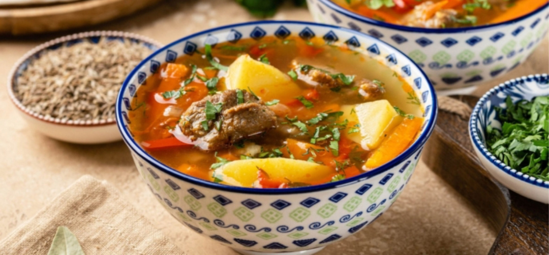 Вкусная Шурпа из баранины в казане по Узбекски. Классический рецепт.