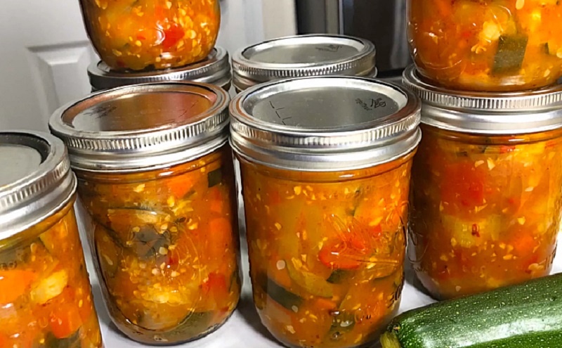 Кабачки на зиму за полчаса: быстрый способ вкусной консервации