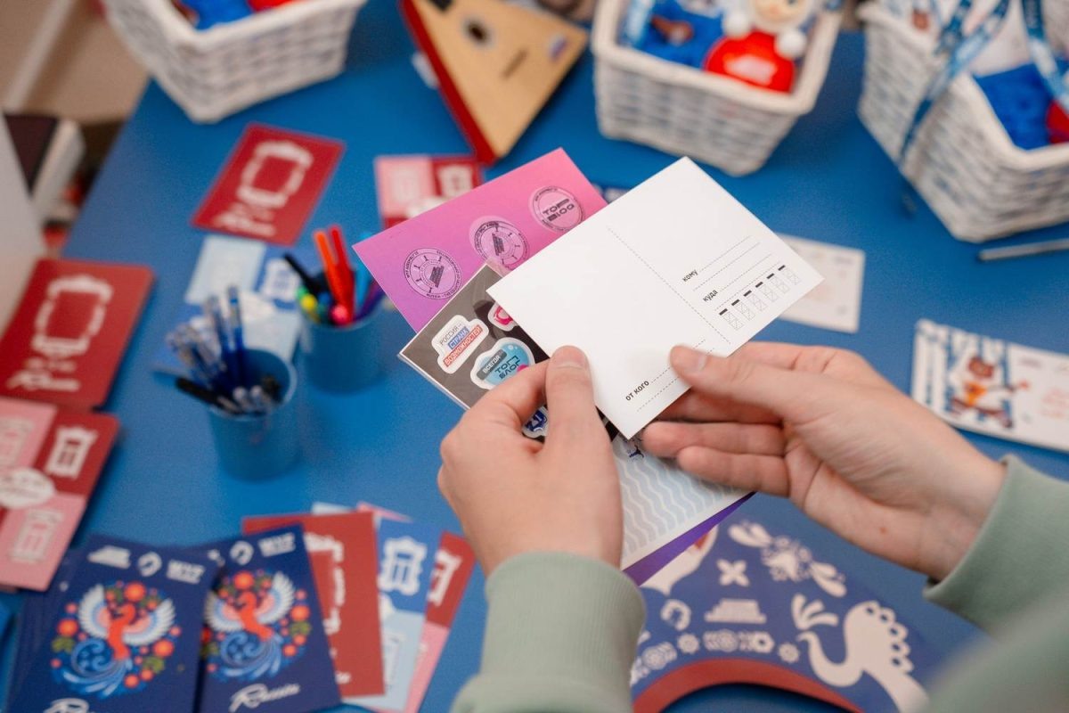    4 000 живых приветов разлетится по всей планете со стенда президентской платформы «Россия – страна возможностей» на Слёте ВФМ