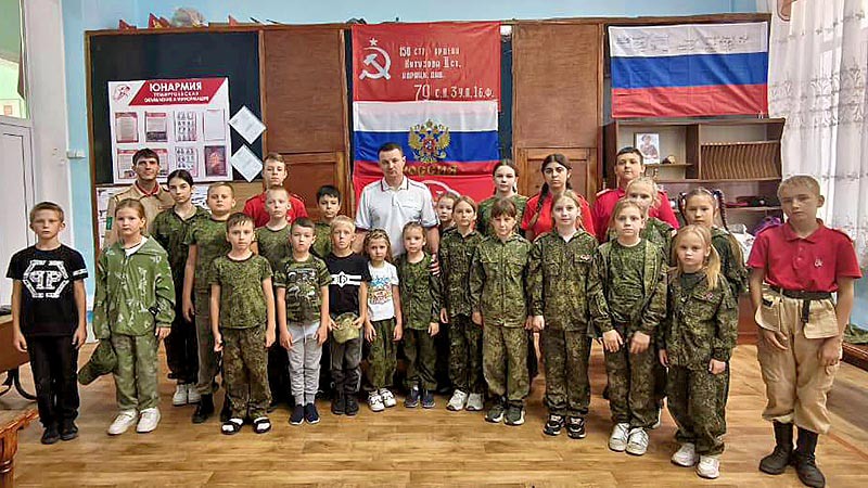    Учим детей правилам дорожного движения