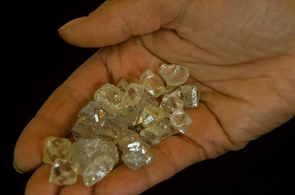    Russian diamonds GLOBAL LOOK PRESS