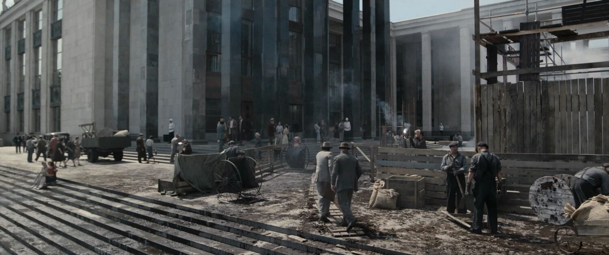 Великая перестройка Москвы вокруг здания Российской государственной библиотеки. Кадр из фильма 