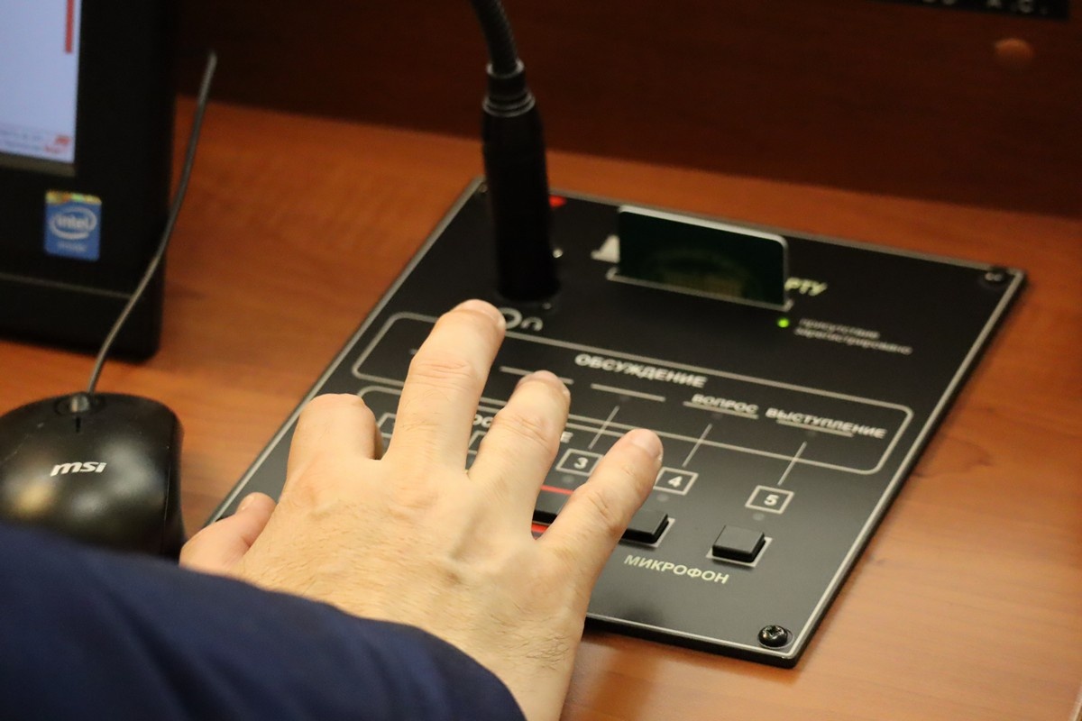    Голосование. Фото: "Республика"/Максим Смирнов