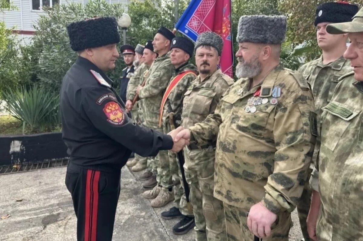    В Сочи проходят военно-полевые сборы Черноморского казачьего полка