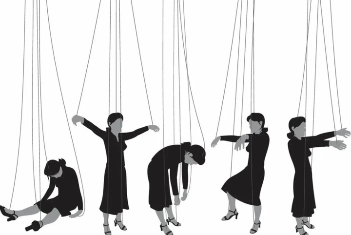 Часто мы оказываемся куклами в чужих руках и даже не понимаем этого