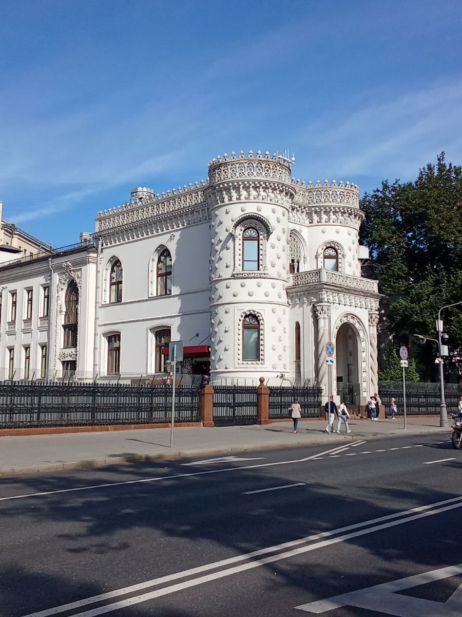 Особняк Арсения Морозова (Воздвиженка, 16). Фото Автора