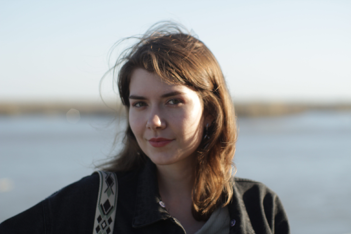 Сюда бы идеально подошла фотка, где я сижу вся такая серьезная за ноутбуком, но у меня такой нет...