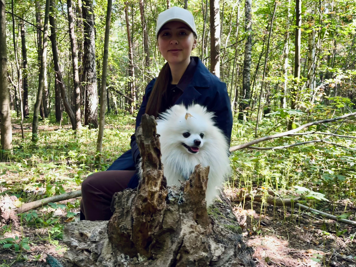 А осенью можно шуршать листиками