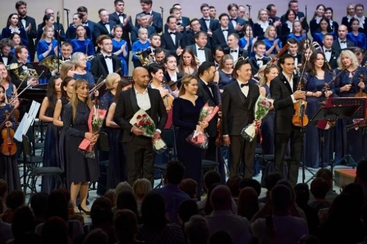    ГАСО Башкирии исполнил знаменитую кантату Карла Орфа «Кармина Бурана»