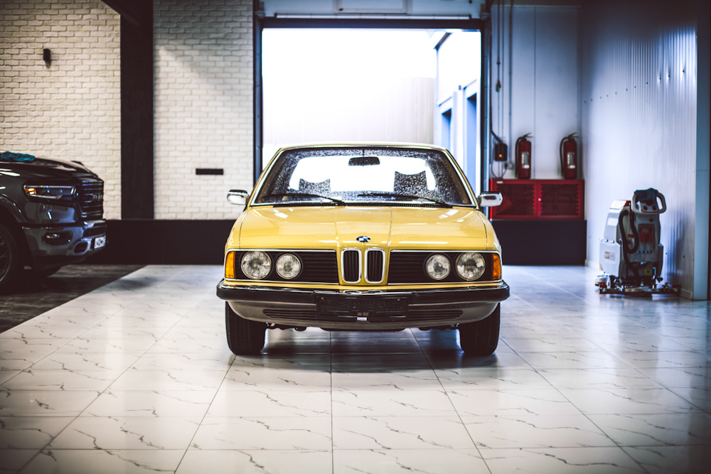 BMW 7 E23 1977 года BUS MOTORS