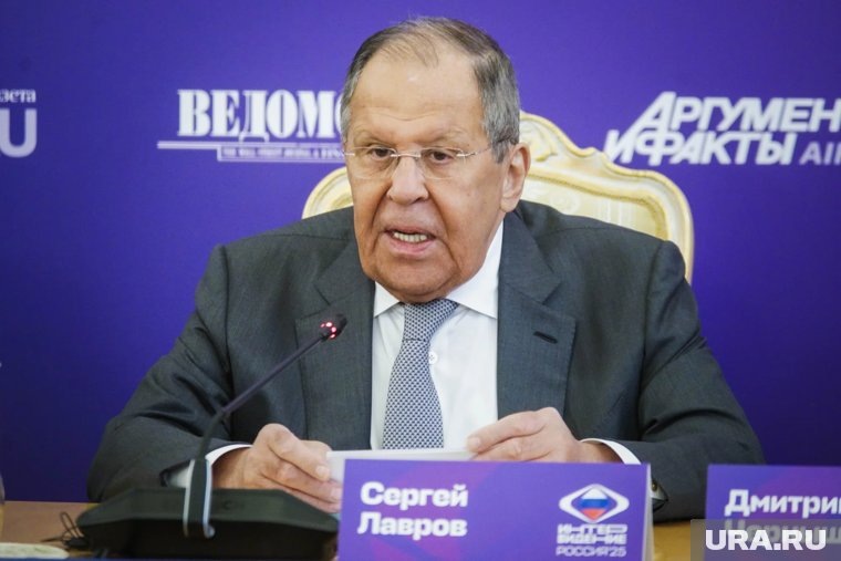    Лавров высказался о контактах с США по вопросам украинского кризиса