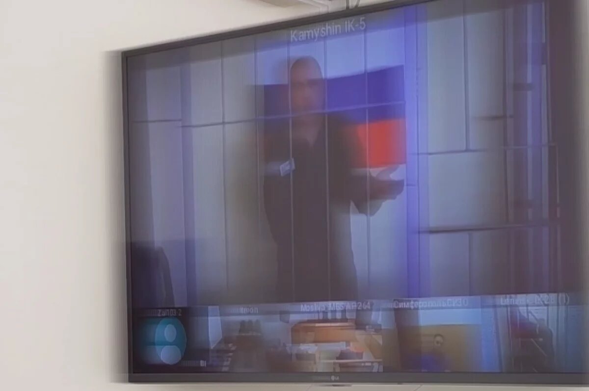    Не по годам.