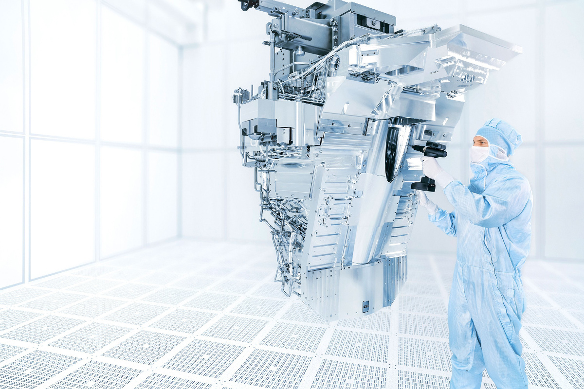Один из узлов оптической системы Carl Zeiss, предназначенный для EUV фотолитографа ASML. Изображение: ZEISS