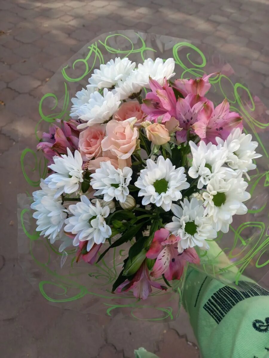 Букет от роднулек  из личного архива