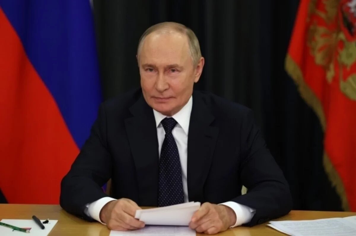    Путин: России еще далеко до рецессии