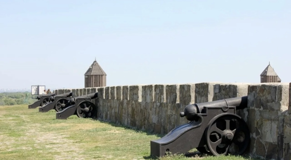 Азовская крепость