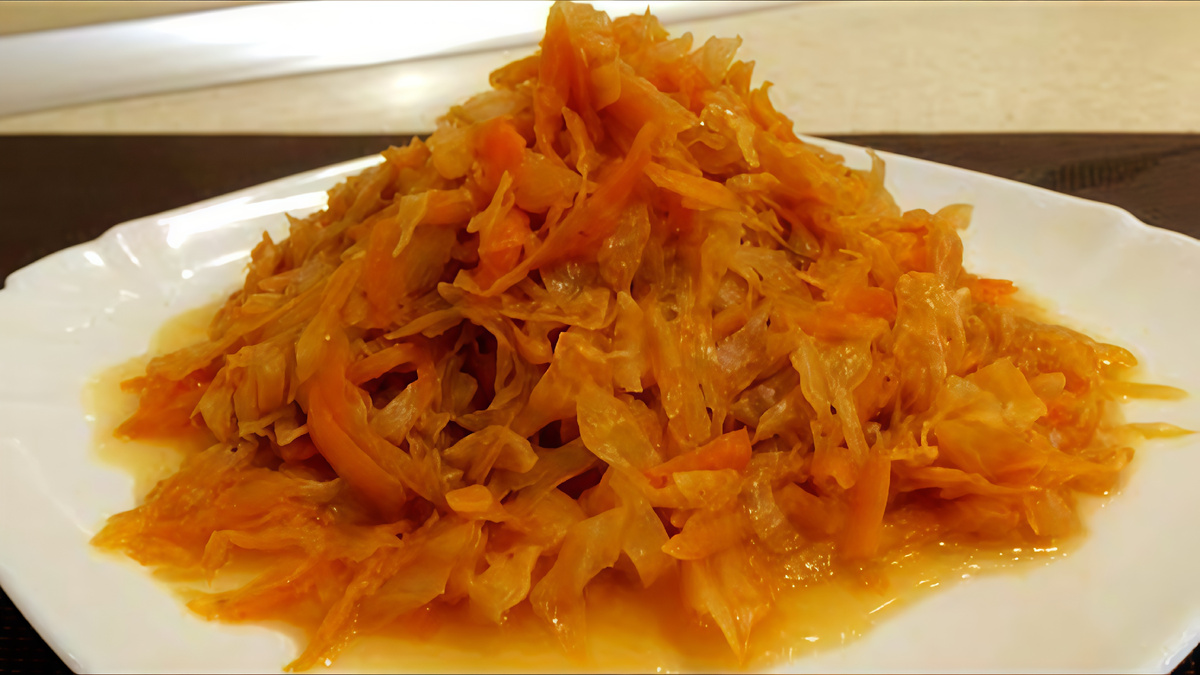 Тушеная капуста