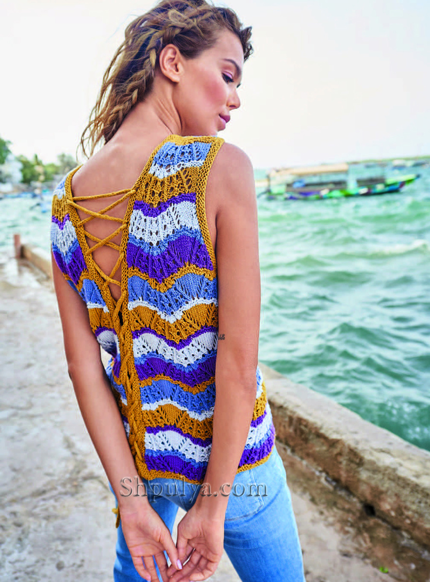 Топ со шнуровкой на спинке