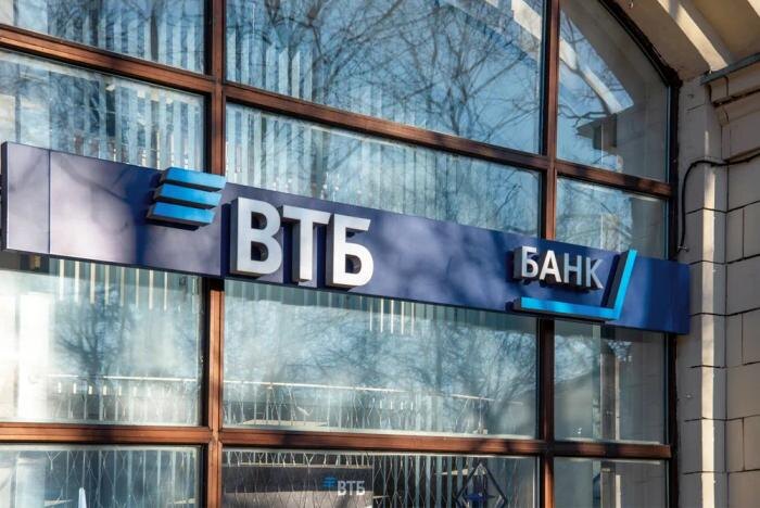 Обложка © Shutterstock / FOTODOM / Stanley Kalvan