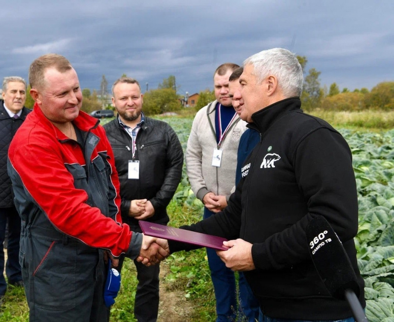    Парфенчиков собрался на ярмарку за капустой для засолкиАртур Парфенчиков
