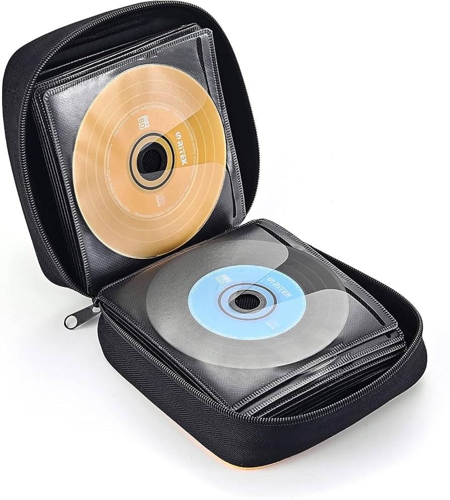 У моего отца был точно такой же помню, там лежали диски «Бездна 44» «Шансон» «Сборник ласкового мая» и еще много разных исполнителей