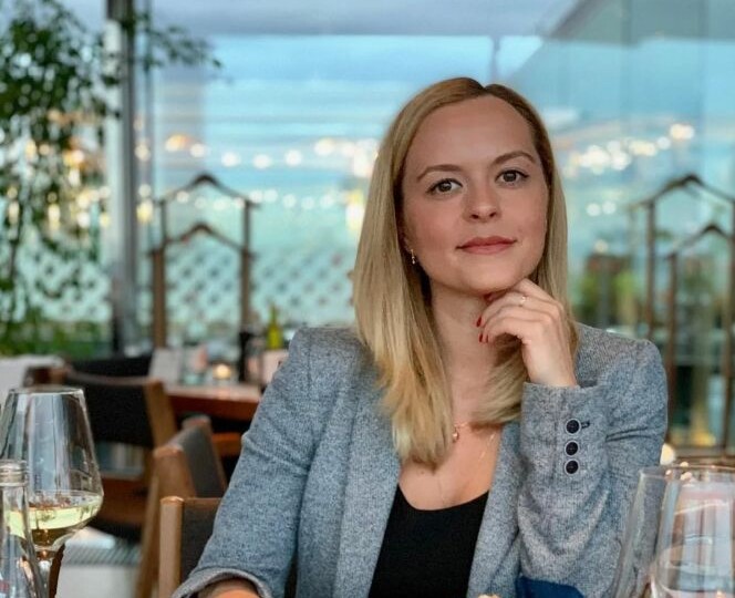 Я сама взяла счет на свидании: четыре реакции мужчин, которые разоблачили их скрытые стереотипы
