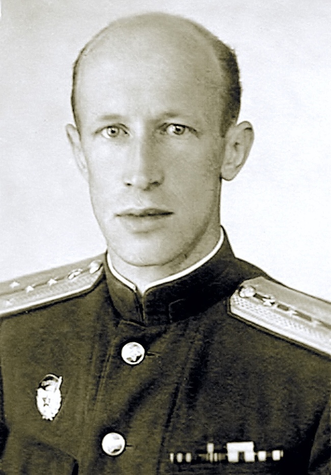 Гвардии капитан Юрий Иванович Дроздов 