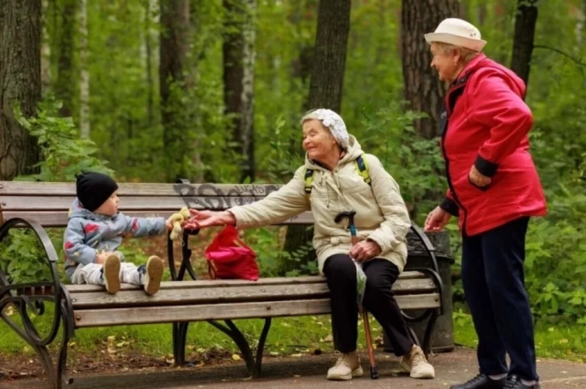   Пожилых свердловчан приглашают на конкурс сказочников