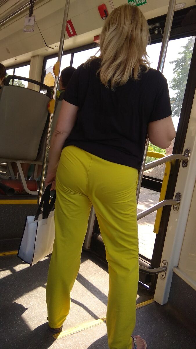 Ах, какой пердак 👍