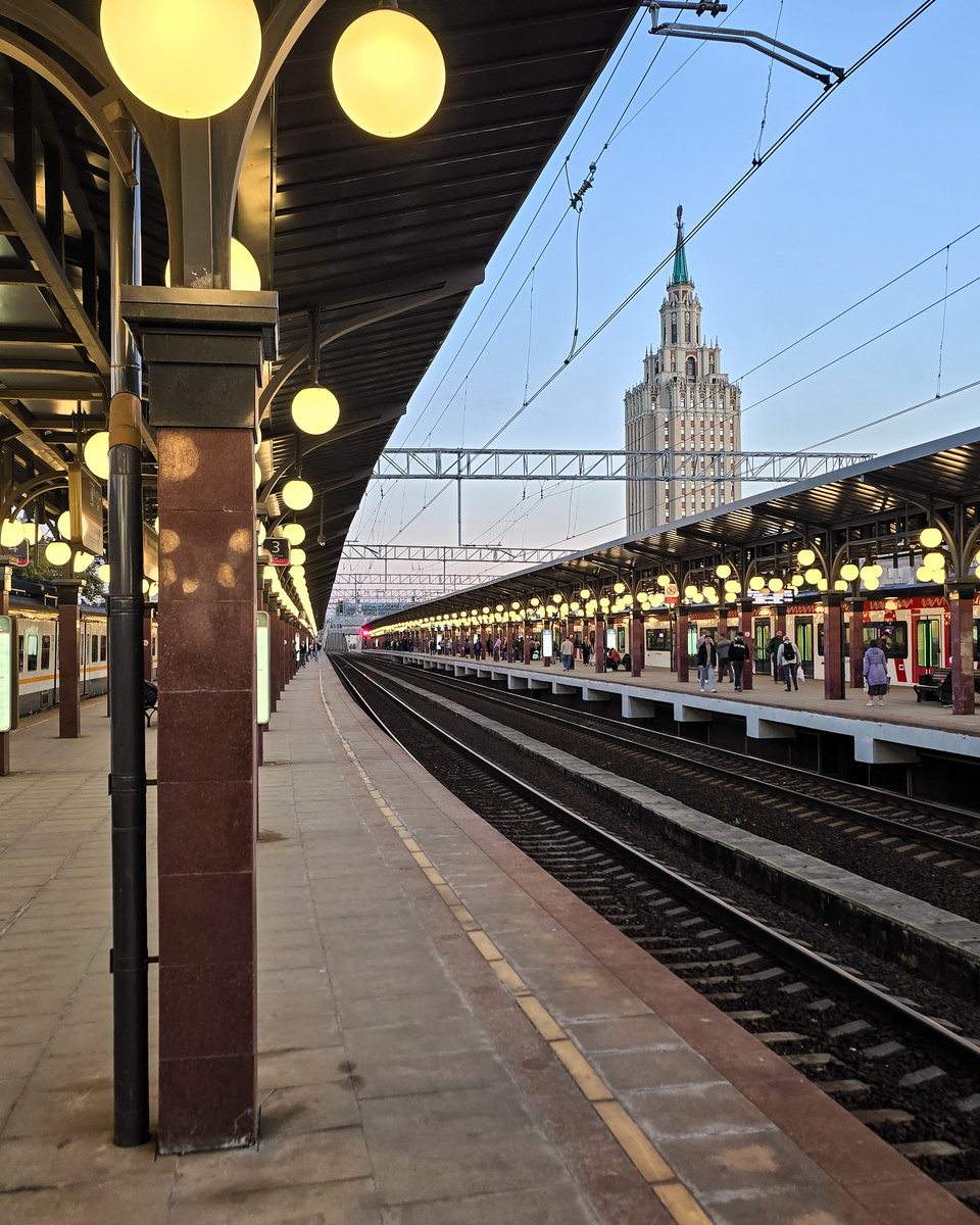 Станция «Площадь трёх вокзалов»