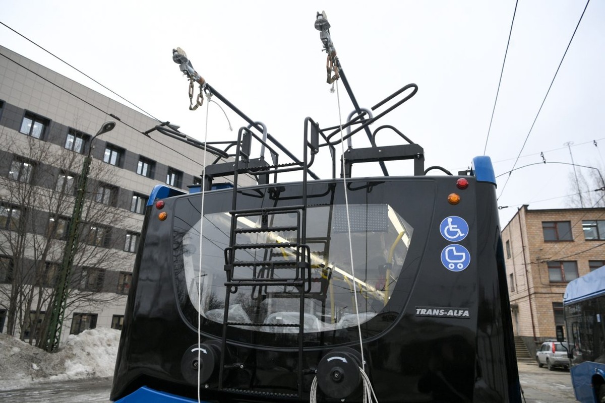    Новый троллейбус. Фото: "Республика"/Сергей Юдин