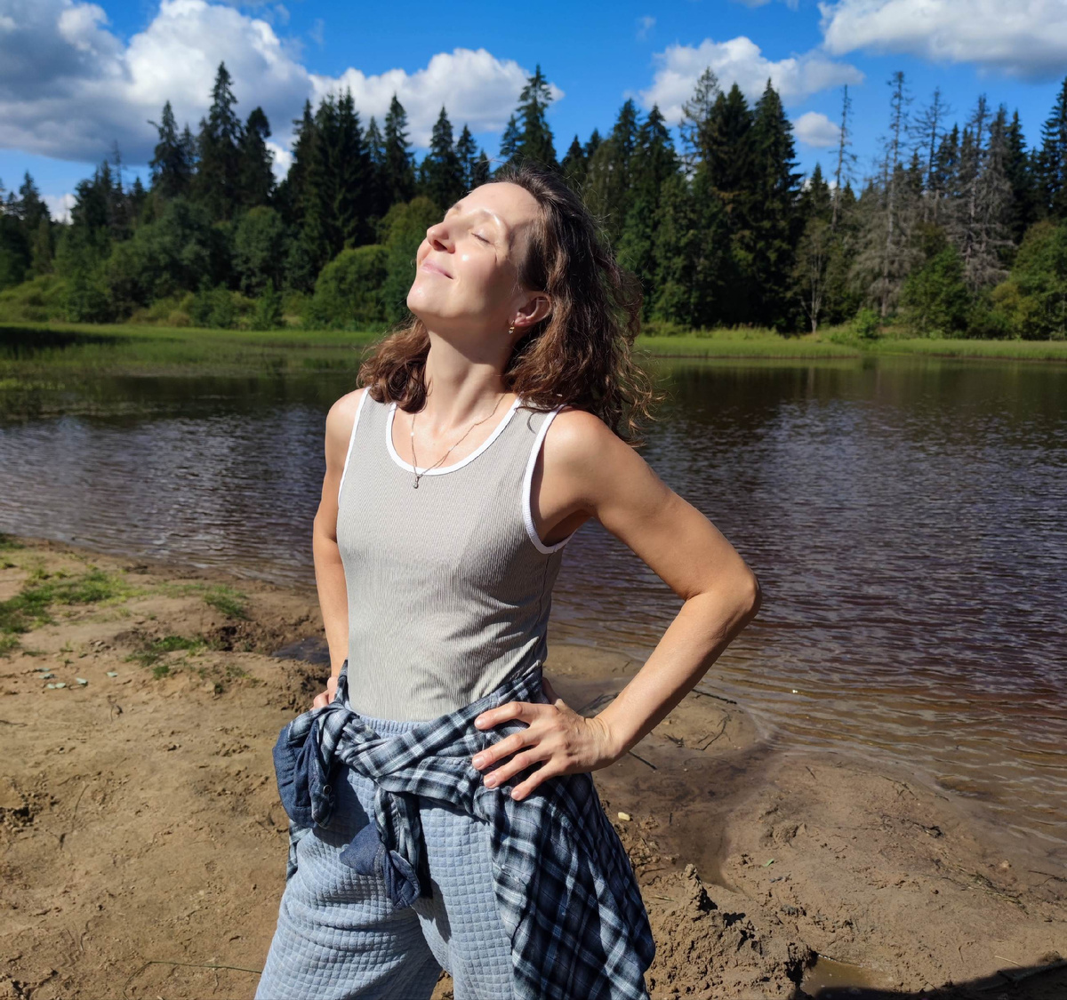 Привет! Я Ксюша, мама пятерых. Долгое время занималась тхэквондо, недавно закончила обучение на фитнес-тренера. Здесь рассказываю о своей жизни как она есть. Всем рада, присоединяйтесь!