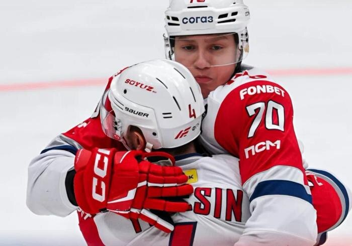 Локомотив разгромил ЦСКА. Обложка © Telegram / ХК «Локомотив» — и точка