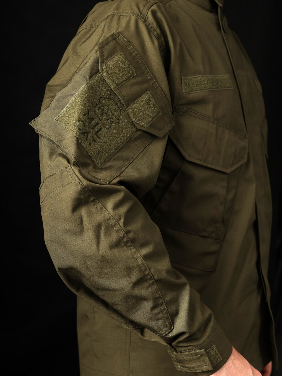 Карманы на кителе