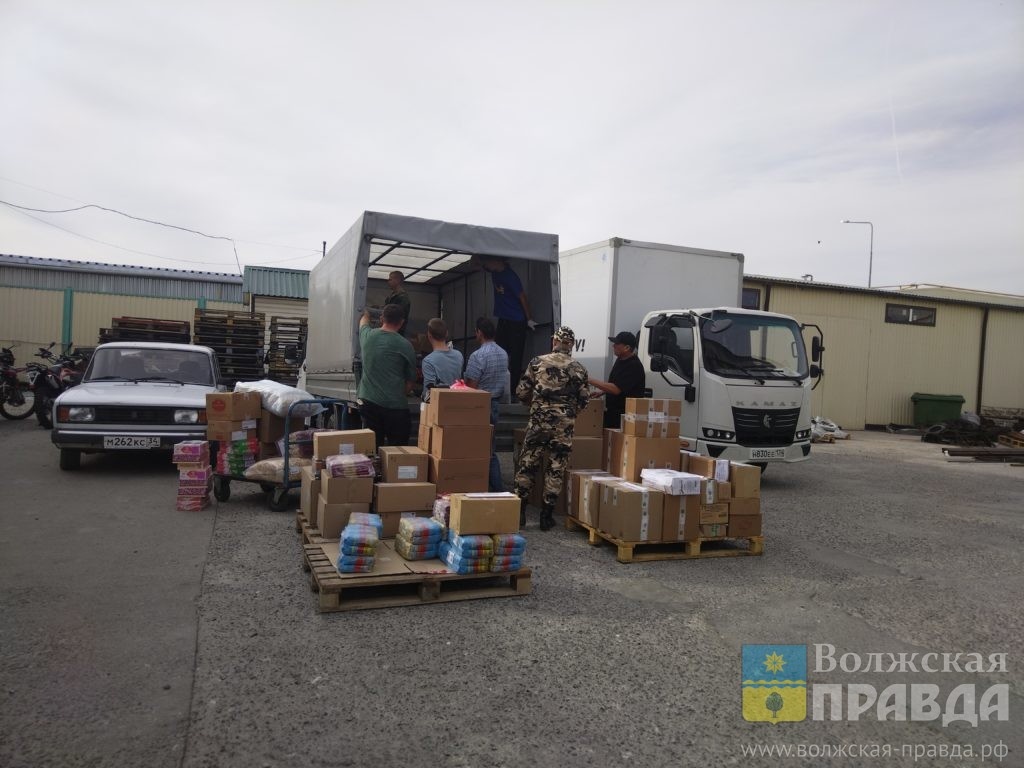      Мотоциклы и дизельгенераторы: в зону спецоперации от волжан едет гуманитарная помощь

📷     Мотоциклы и дизельгенераторы: в зону спецоперации от волжан едет гуманитарная помощь
