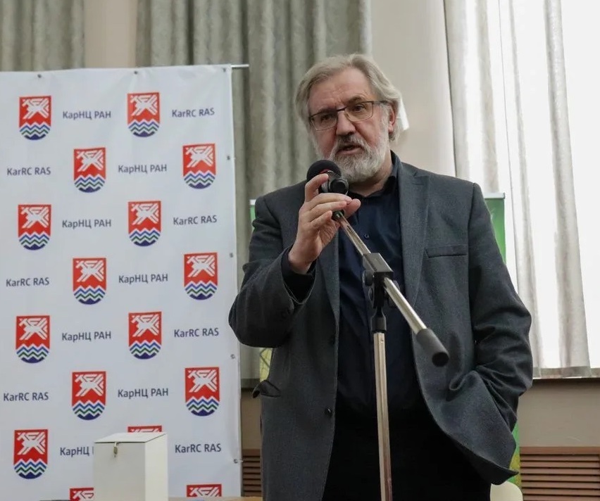 Александр Крышень