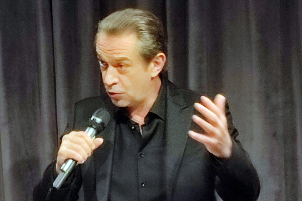    Владимир Машков Анастасия ПЛЕШАКОВА