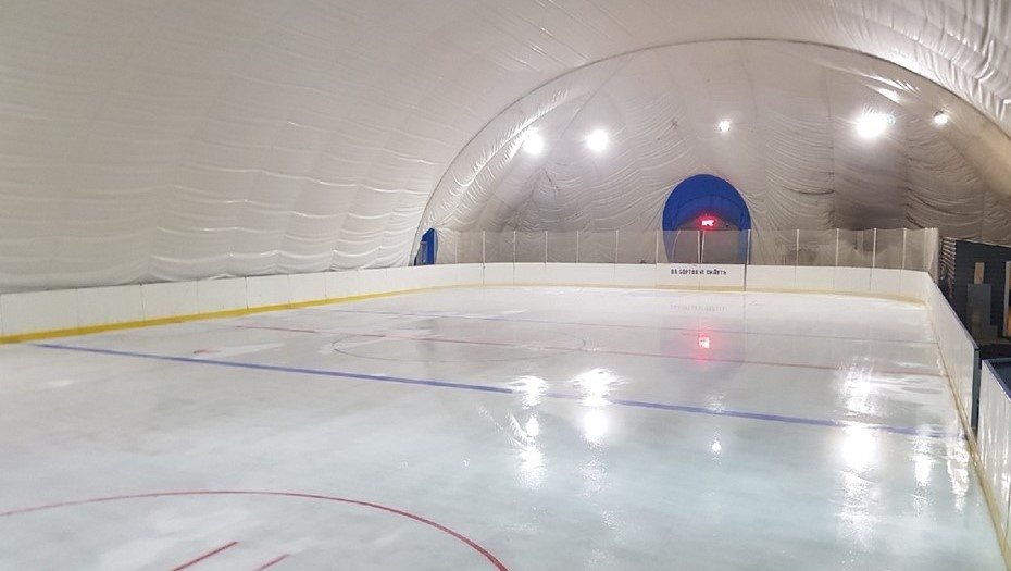    Спортивный объект оказался некапитальным сооружением Автор фото: katok–ozerki.ru