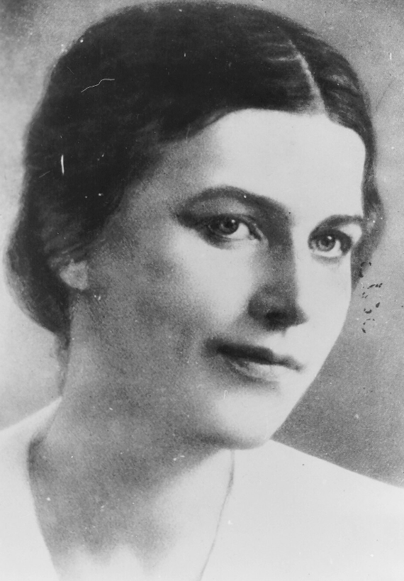 Лариса Рейснер