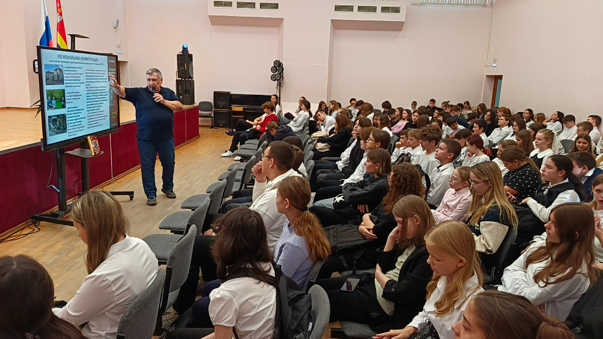 Директор фонда "Исток" Виктор Медведев рассказывает о проекте "Ушедшим в разведку навечно".