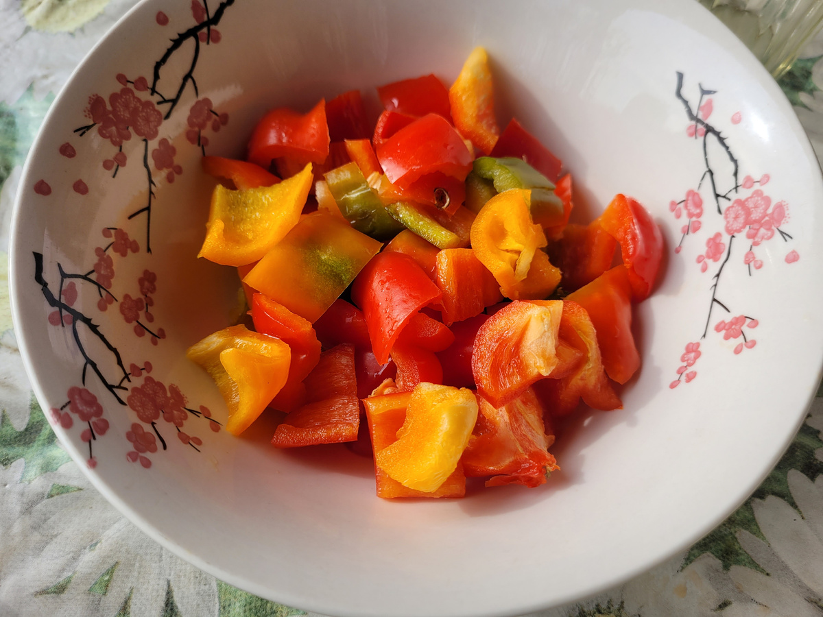 Такими кусочками я нарезал