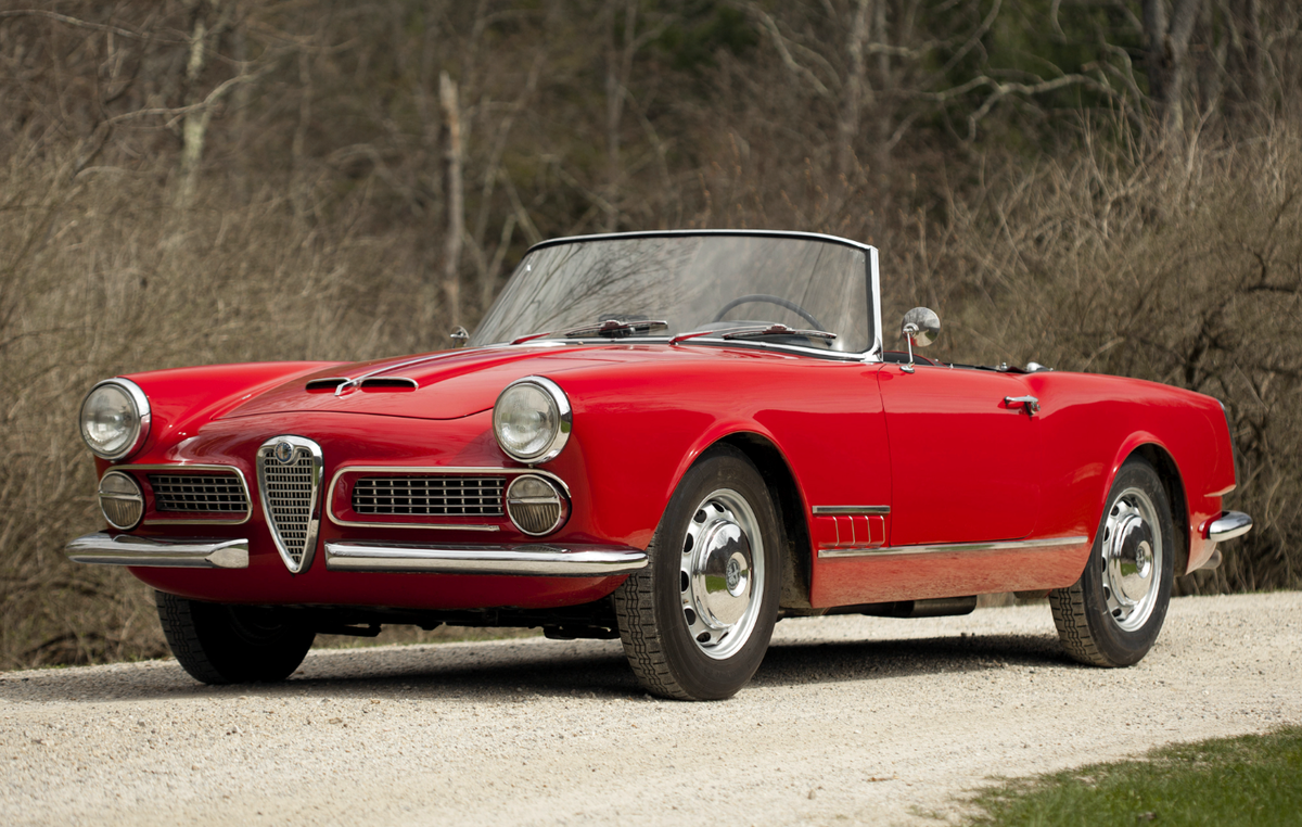 Alfa Romeo 2000 Spider (1958-1961)

