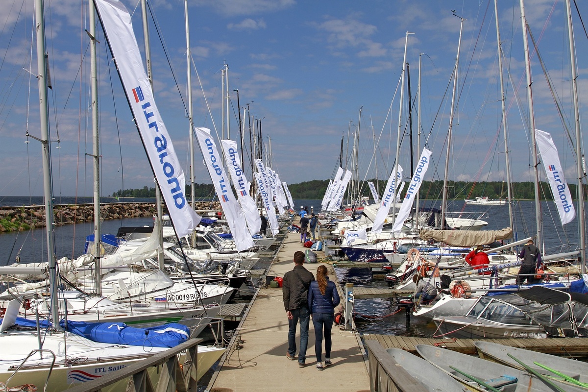 Яхт-клуб «Дубковая бухта» (Зеленогорск). https://okunevaya.ru/infrastruktura/yaht-club/ 