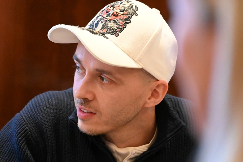 Павел Глухов